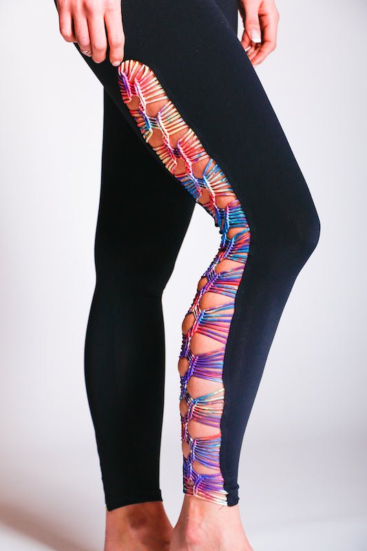 Brío Soul Apparel - Black & Rainbow Macramé Yoga Leggings